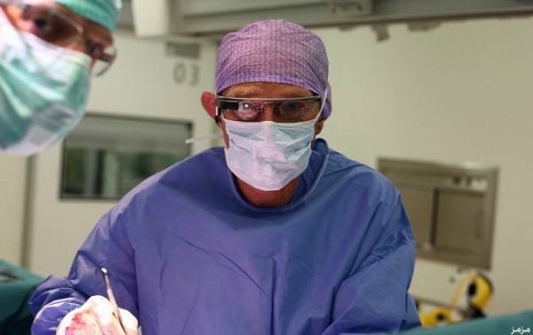 عملية جراحية بالاستعانة بنظارة غوغل