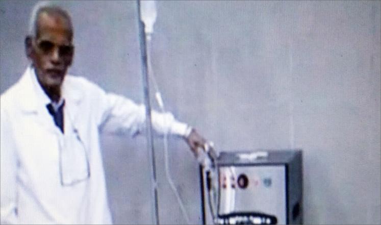 بدء تحقيق مع أطباء مصريين روجوا لـ"جهاز الكفتة"