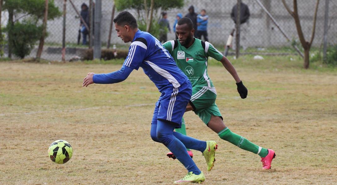 جانب من مباراة سابقة بين شباب رفح والصداقة