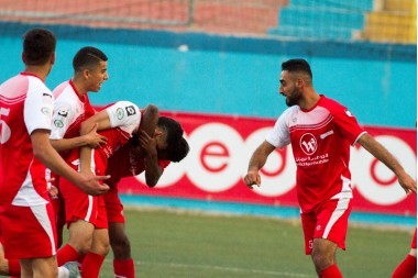 فرحة لاعبي هلال القدس بالفوز