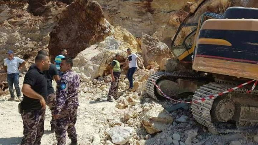 من الانهيار