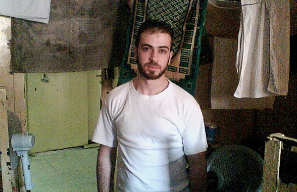 أحد المعتقلين المضربين عن الطعام بسجون السلطة