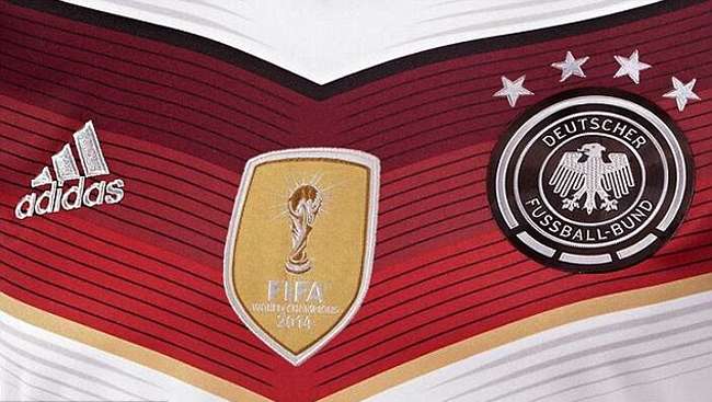 النجمة الألمانية الرابعة تزيد مبيعات أديداس