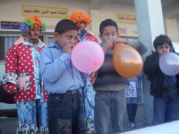  فريق شموع الأمل بمدرسة غزة الجديدة الابتدائية التابعة لوكالة الغوث