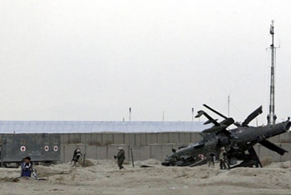 طائرة محطمة