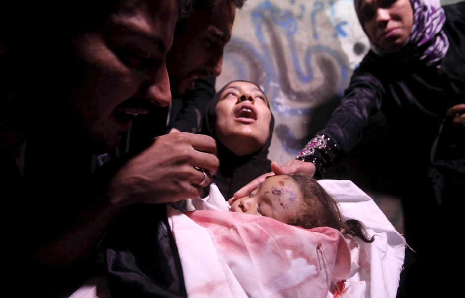 والدة الشهيدة نسمة أبو زور توعدها