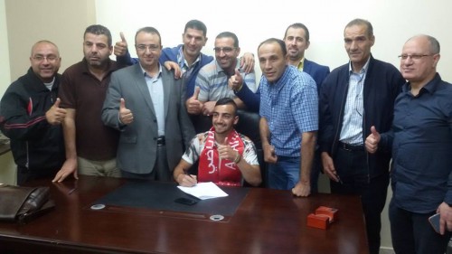 عبد الله جابر مع إدارة أهلي الخليل