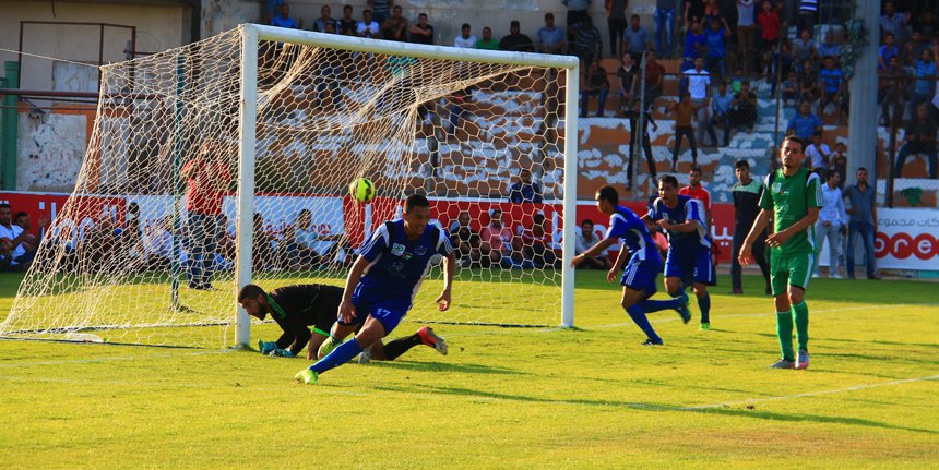 أبو دان بعد إحراز الهدف في مرمى جابر