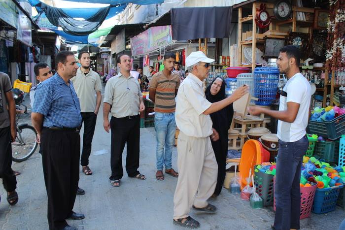 بلدية رفح تنظم حملة لإزالة التعديات