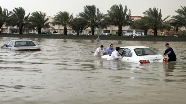 السيول فيي السعودية