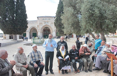 مرابطون في المسجد الأقصى (أرشيف)