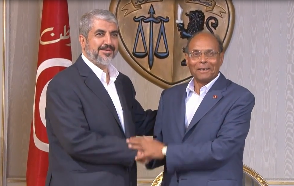 صورة (أرشيفية) تجمع المرزوقي مع مشعل 