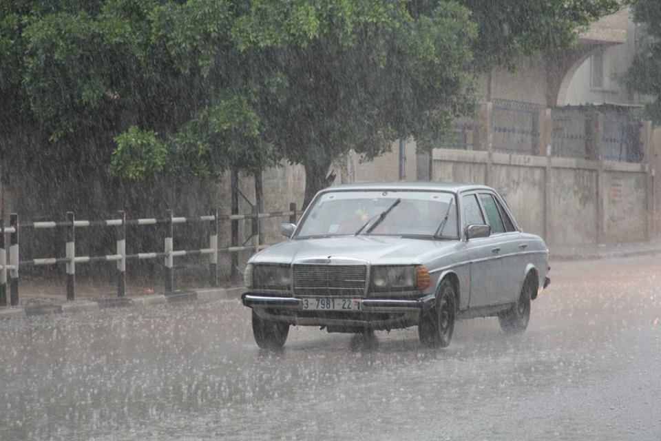 سقوط أمطار في غزة (أرشيف)