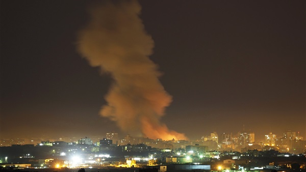 صورة من الارشيف لقصف اسرائيلي على غزة