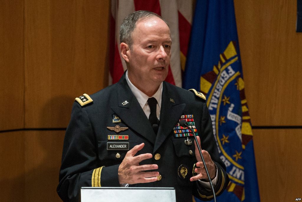  مدير وكالة الأمن القومي الأميركية الجنرال كيث ألكسندر 
