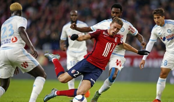  نيكولاس نكولو