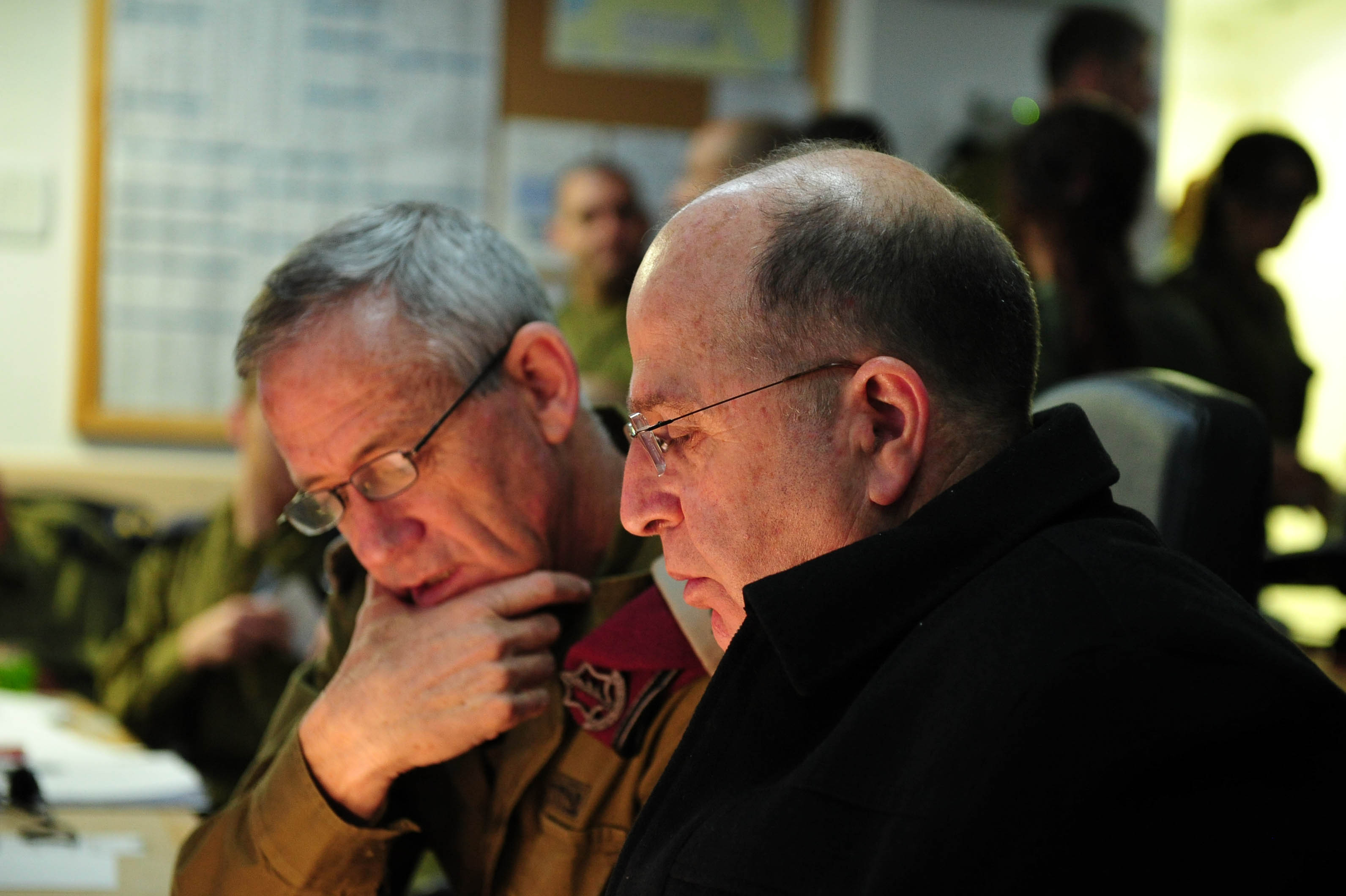  وزير جيش الاحتلال (الإسرائيلي) موشيه يعلون