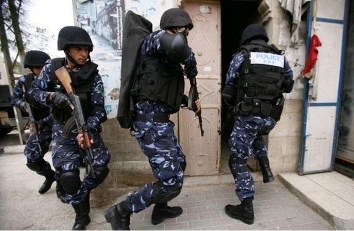 السلطة تداهم منازل المواطنين  (أرشيف)