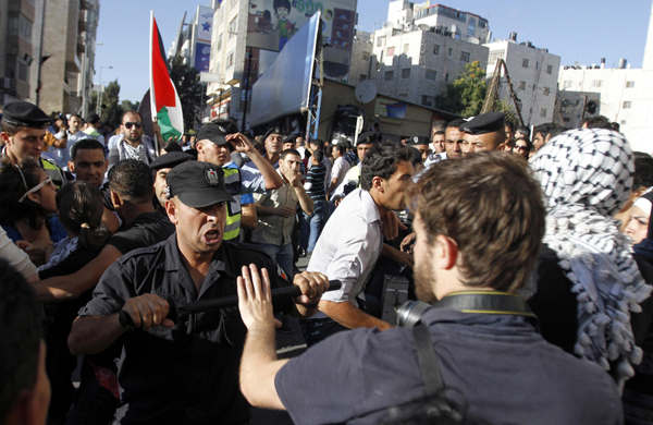 جانب من الاعتداءات (الأرشيف)