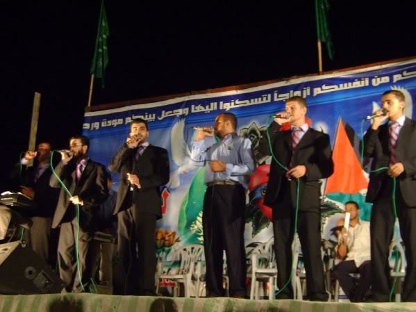 منشدون في غزة (الأرشيف)