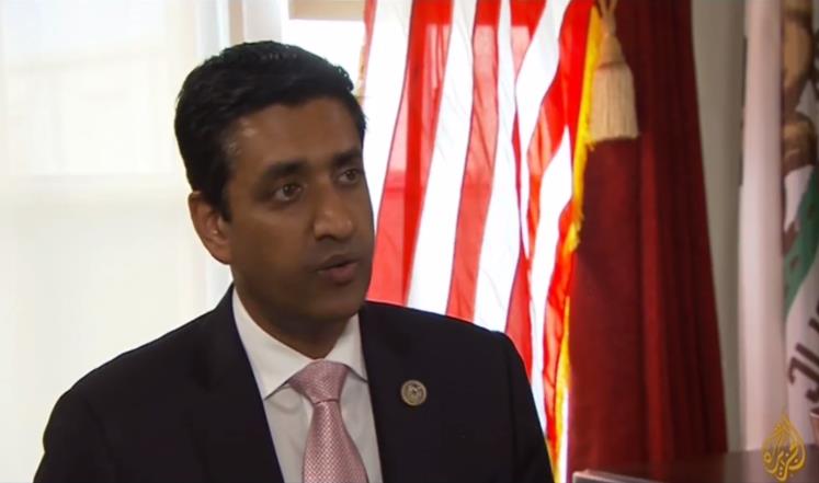 نائب أميركي يدعو لوقف الدعم العسكري للسعودية