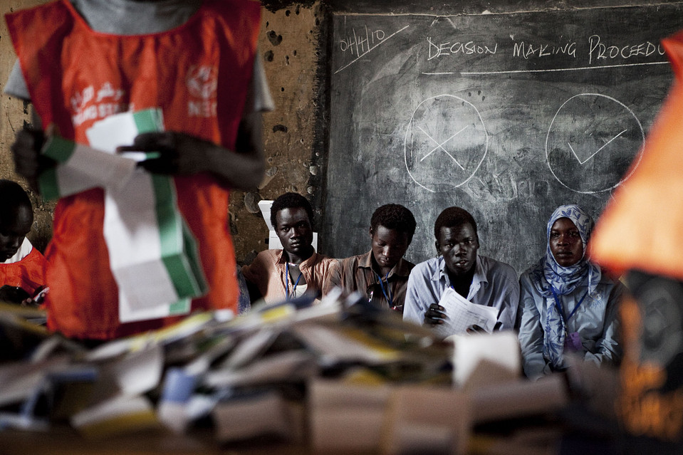 خلال عملية الإقتراع 