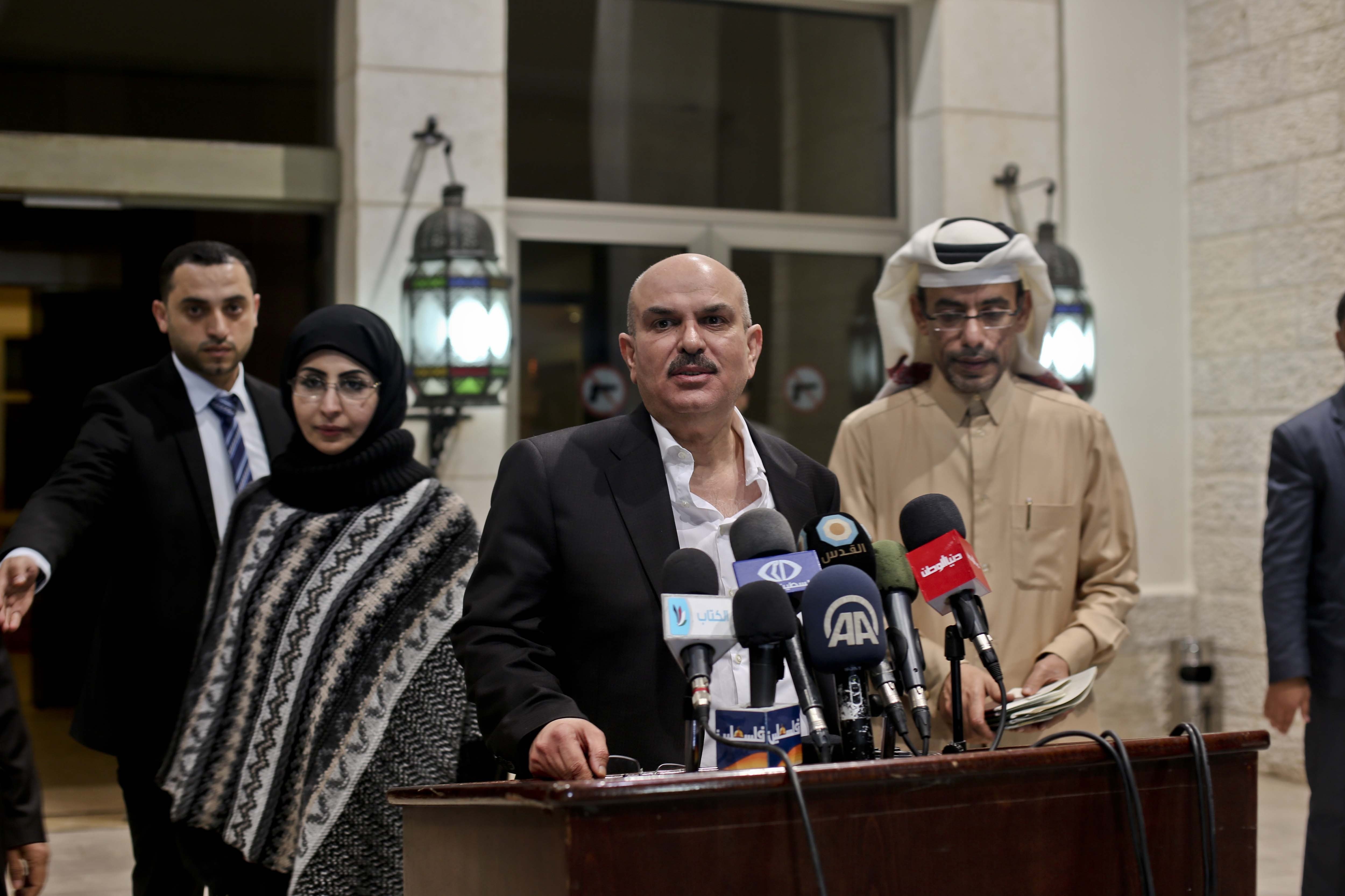 جانب من المؤتمر الصحفي لرئيس اللجنة القطرية لإعادة إعمار قطاع غزة السفير محمد العمادي
