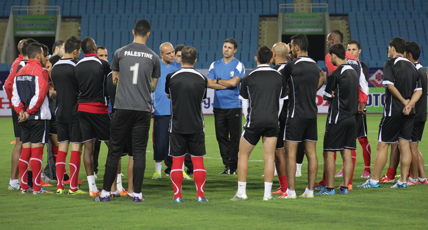 جانب من تدريبات المنتخب الوطني الفلسطيني