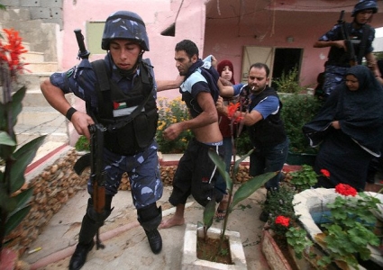 أجهزة السلطة تعتقل مواطنين بالضفة (أرشيف)