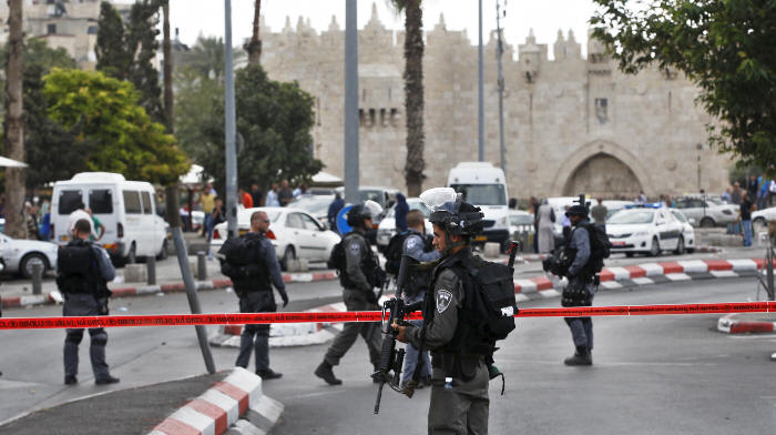 نصف الإٍسرائيليين يخشون الاحتفال بأعيادهم بسبب الانتفاضة