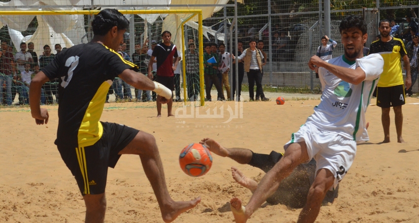 أحد منافسات دوري الشاطئية