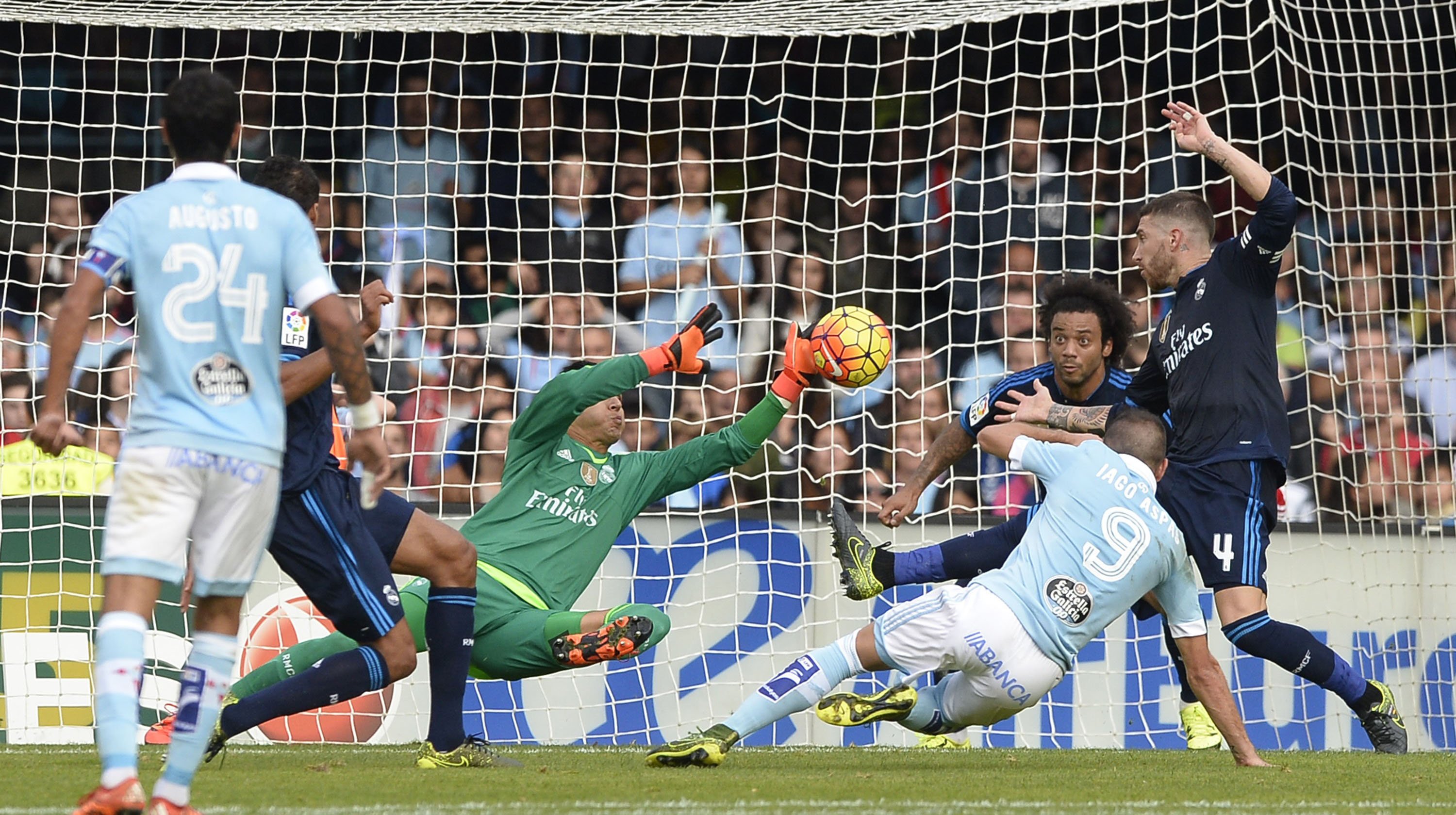 نافاس في أحد مباريات ريال مدريد