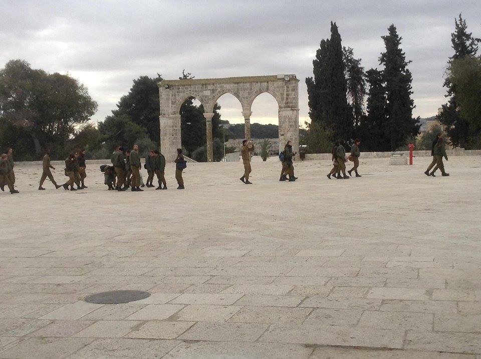 قوات الاحتلال تقتحم الأقصى صباح اليوم