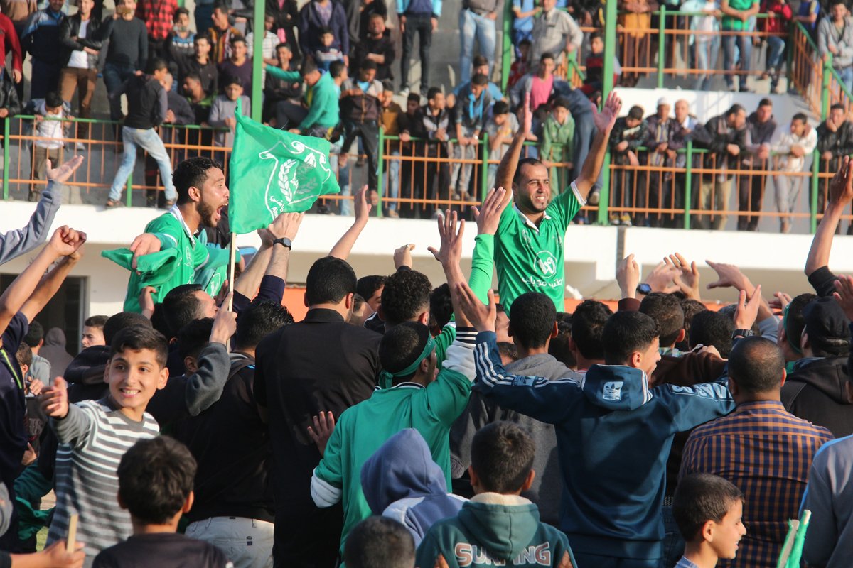 فرحة لاعبي وجماهير الصداقة بالدوري